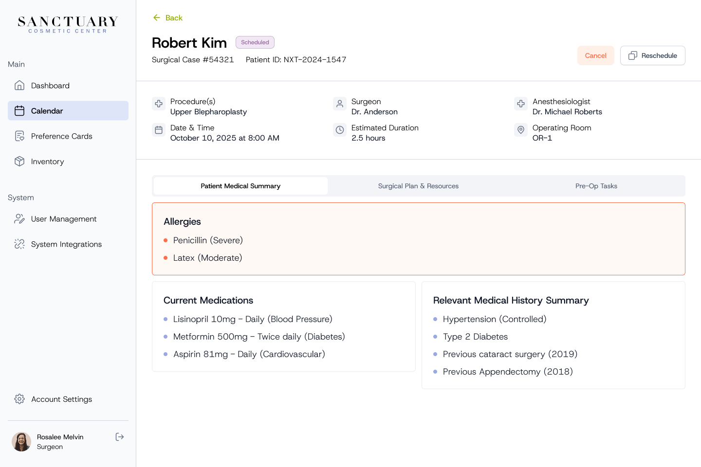 Surgical case file with procedure, surgeon, date, room and the patient medical summary, with allergies highlighted
